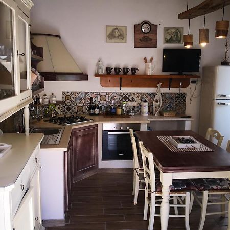 Villa Sa Pruna Oliena Eksteriør billede