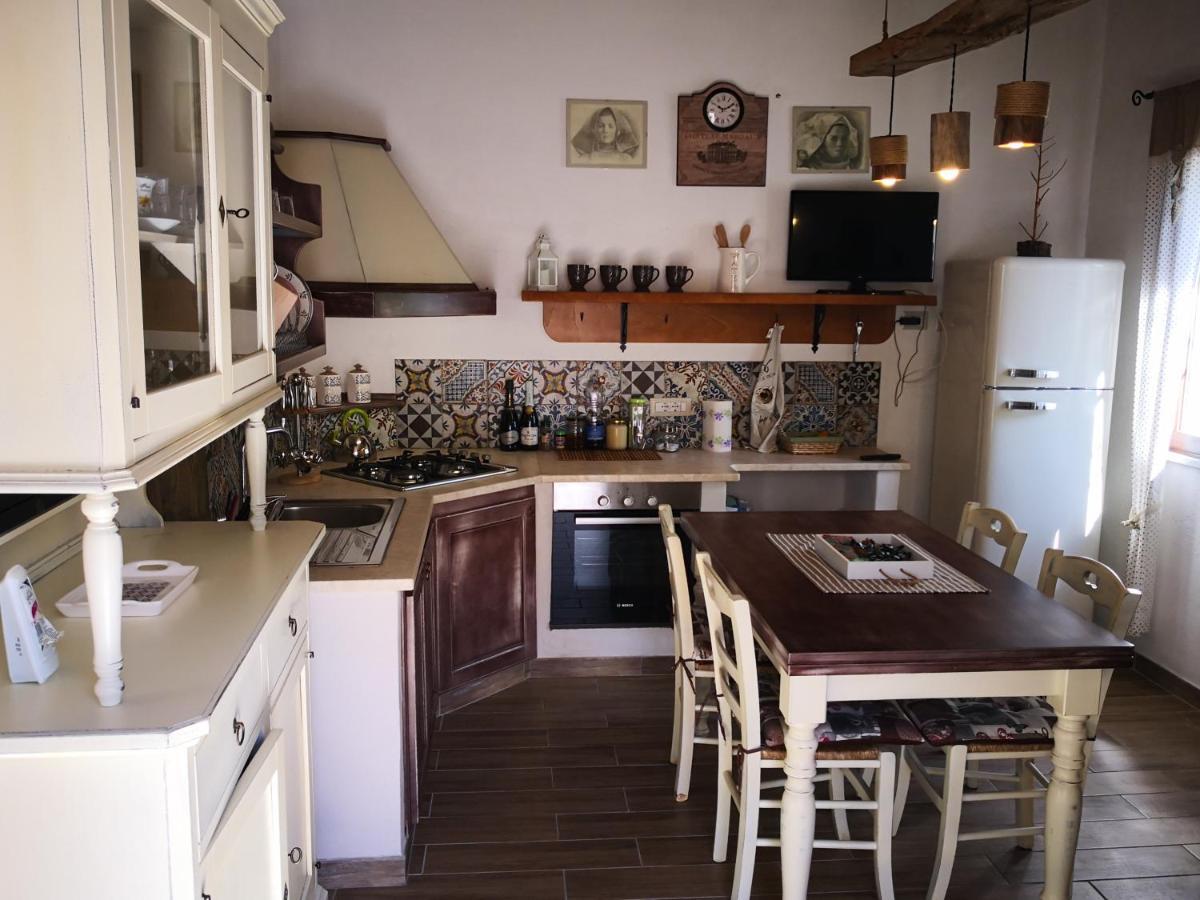 Villa Sa Pruna Oliena Eksteriør billede
