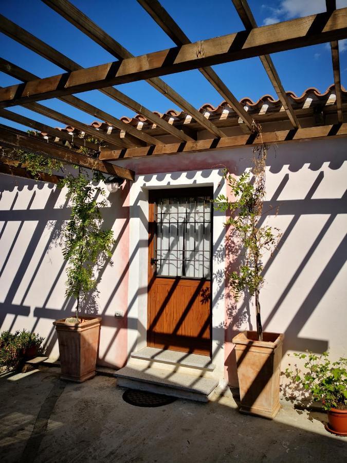 Villa Sa Pruna Oliena Eksteriør billede